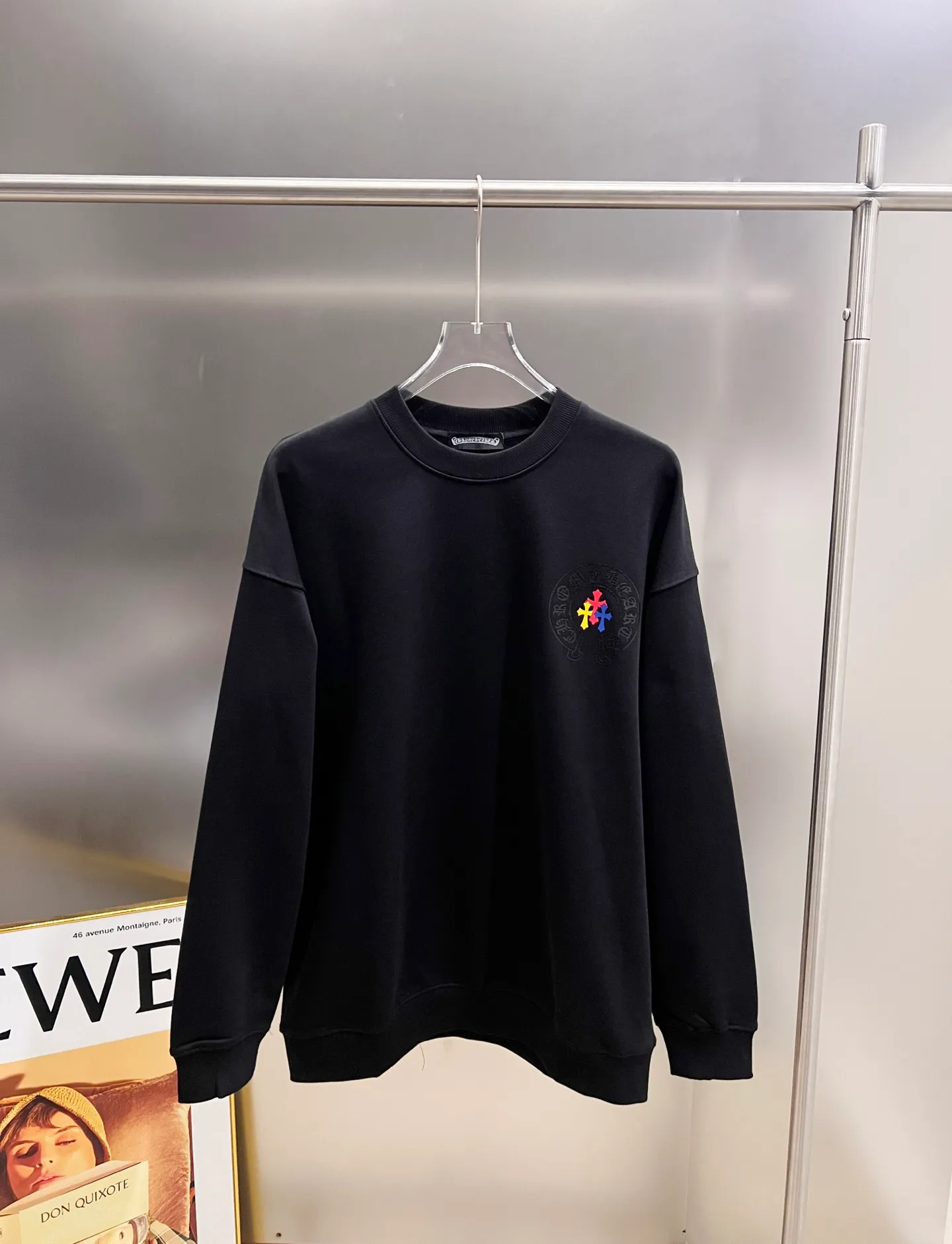 🅿️280 CH Crowe 2025 Autumn and Winter New Style Round Neck Long Sleeve Sweater Cross Patch Leather + Customized Hardware Metal Horseshoe Sanskrit Text The real thing is great🔥Same style for men and women, loose version Size S M L XL XXL Five sizes Black White